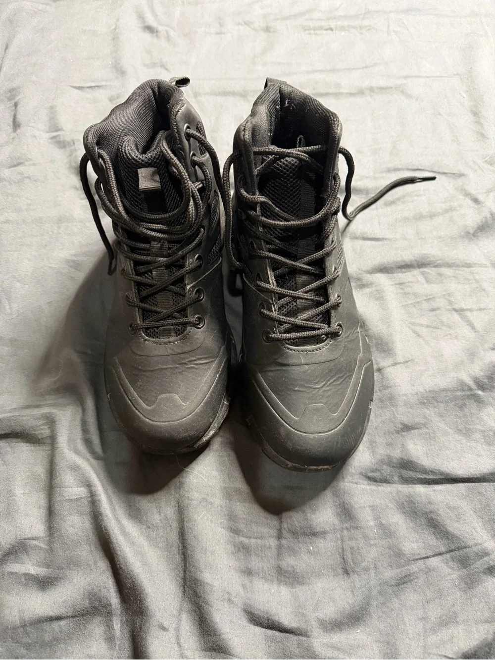 All-Black Men's Rugged Lace-Up Work Boots